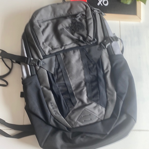 The North Face Recon NWT
